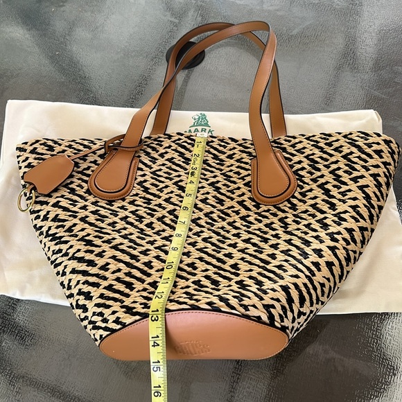 Mark Cross Arc Raffia Basket Tote NWOT - Picture 15 of 16